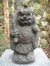 石仏　珍しい「大津絵で有名な　鬼の寒念仏」年代明確・天保３年正月吉日（1832年）と彫られています　サイズ高さ３８㎝　幅２１×１５㎝_画像1