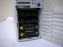 NEC Express 5800/T110i-S SASモデル(N8100-2498Y)Xeon QuadCore E3 1220 V6 3GHz/20GB/SAS 600GB x 2_画像4