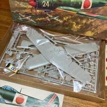 ★即決 送料無料 内袋未開封 タミヤ 1/48 日本陸軍四式戦闘機キ-84I型甲 疾風(はやて) 当時物 プラモデル 廃盤_画像2