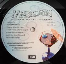 UK盤org LP　Marillion　Clutching At Straws　Embossed Cover盤　Mail Order Offer flyer付　1987年　EMI EMD 1002　マリリオン_画像7