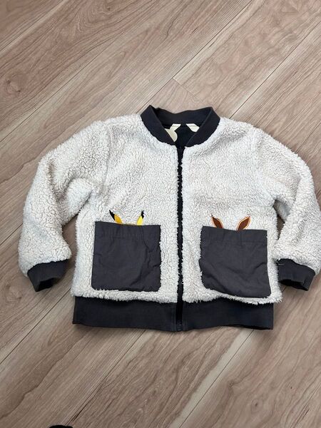 ポケモン ピカチュウ イーブイ アウター ボア ジャンバー 白 柄 リバーシブル コート 子供服 110