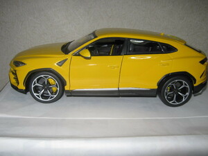burago 1/20(1/18) Lamborghini Urus yellow 