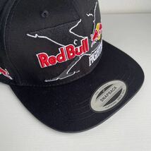 新品　Red bull レッドブル キャップ　ビッグロゴ スナップバックキャップ　調節可能　男女兼用　ブラック　帽子　黒 F1_画像5