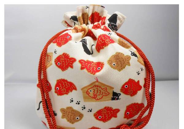 弓道 弦巻・小物入れ 鯛とくろねこ柄 ハンドメイド品