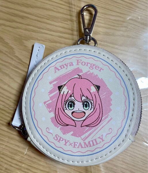 スパイファミリー 丸型ポーチ(アーニャ)