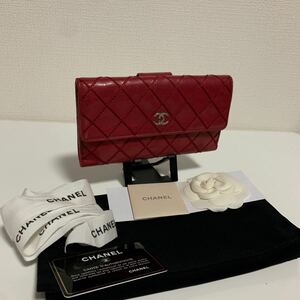 美品　CHANEL シャネル　ワイルドステッチ　マトラッセ　ダブルホック　長財布　赤　ギャランディカード付き　