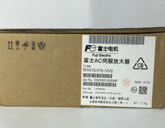 新品　FUJI / 富士電機 RYH751F5-VV2 サーボモーター【6ヶ月保証】