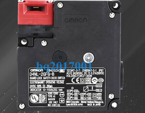 新品　OMRON/オムロン D4NL-2GFG-B 　小形電磁ロック セーフティドアスイッチ【６ヶ月保証】