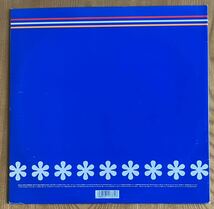 中古12inch ピチカート・ファイヴ PIZZICATO FIVE / Excerpts from HAPPY END OF THE WORLD 青盤 / PORNO 3003 収録_画像2