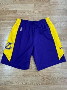 NIKE ナイキ　バスケットボール ハーフパンツ ショーツ　2XL 3L 大きいサイズ　Lakers レイカーズポケット付き　八村塁 レブロン　xxl 紫