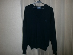 希少 美品 FREDPERRY フレッドペリー Vネック ニット ウール アンゴラ混 イングランド メイド ネイビー サイズ 107cm 42（ L ～ XL ）