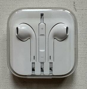 i Phone Ear Pods ピンジャックタイプ コネクタ未開封・未使用品です。