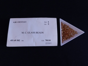 1826△未使用 チェコビーズ M.C.GLASS BEADS ブラウン系