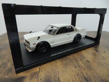 ★【ジャンク品】【コレクション整理品】No.77442 AUTOart オートアート1/18 NISSAN SKYLINE GT-R(KPGC10)TUNED VER.(WHITE)_画像6