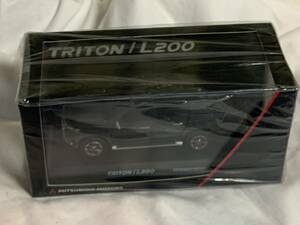 三菱　ディーラー別注　1/43　TRITON　トライトン　L200　グレー　used 美品