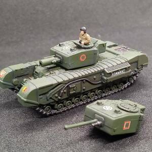 ●完成品1/144 チャーチル歩兵戦車,”砲塔２種類でコンバーチブル！重装甲戦車！”,出品B,ADAMANT,英国,WW2,VICTRIX製,自作ver