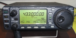 アイコム IC-706MK2G HF/50Mhz帯 100W　145Mhz帯 50W　433Mzh帯20W　ICOM