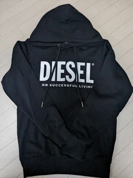 DIESEL フードトレーナー 