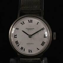 ER1030-36-3 IWC ホワイトローマン 2126218 腕時計 自動巻き 白文字盤 フリーサイズ ブレスウォッチ 竜頭 インターナショナル 60サイズ_画像2