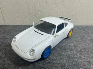 1-S29 ブラーゴ製 ポルシェ 911 カレラ 1/18 Porsche 911 Carrera MADE IN ITALY 1993 burago 現状品 返品交換不可 