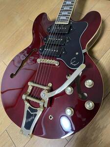 Epiphone Riviera Custom P93 Wine Red 　エピフォン　セミアコ　ビグスビー