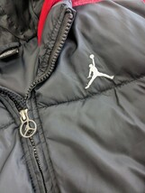 【値下げ】ジョーダン JORDAN 赤 黒 ブルゾン 中綿 アウター　フード パーカー アメリカにて購入品 ボーイズサイズ 1枚もの 小学生位_画像5