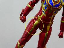 098-B42) 中古品 S.H.Figuarts ウルトラマンタイガ トライストリウムレインボー フィギュア バンダイ_画像6