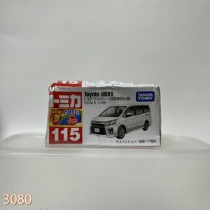 アウトレット ミニカー 1/65 トヨタ ヴォクシー 初回特別仕様(ホワイト/赤箱) 「トミカ No.115」 管:3080 [9]