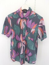 ◇ ◎ VOLCOM ボルコム 総柄 半袖 シャツ サイズ US/EU S ブラック パープル マルチ メンズ_画像1