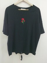 ◇ ADRER アドラー 薔薇 刺繍 半袖 Tシャツ カットソー サイズS ブラック メンズ_画像1