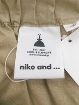 ◇ niko and … ニコアンド ウエストゴム ロング フレア スカート サイズ3 ベージュ系 レディース P_画像4