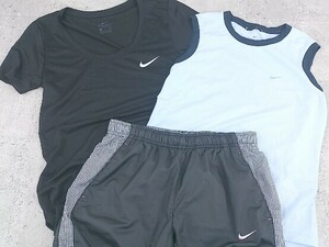 ◇ NIKE ナイキ まとめ売り3点セット Sサイズのみ ノースリーブ 半袖 Tシャツ カットソー ハーフ ショート パンツ レディース