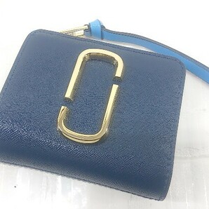 ◇ MARC JACOBS マークジェイコブス スナップショット M0014282 二つ折り 短財布 ウォレット ブルー シルバー レディース Pの画像1