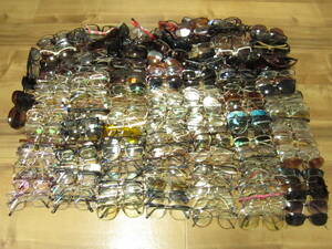 超大量　約400点以上　10Kg以上～　まとめて！！！　眼鏡、めがね　メガネ、サングラス、ヴィンテージ、レトロ、ブランド、中古品　