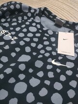 新品 定価18590 NIKE サーマフィット 総柄デザイン クルーネック スウェット セットアップ XL ナイキ 上下 パンツ メンズ ブラック グレー_画像3