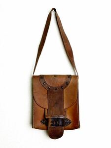  Vintage saddle leather Western leather back Medicine bag leather bag / Harley toolbox RRLfa knee funny