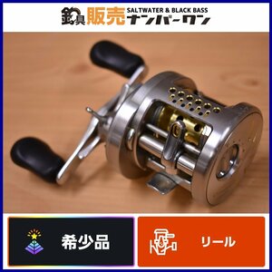 【1スタ☆希少番手】シマノ 04 カルカッタコンクエスト 250DC 右 SHIMANO CALCUTTA CONQUEST ベイトリール バス シーバス 等に（KKR_O1）