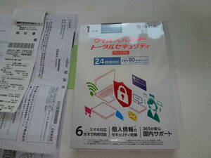 ウイルスバスター　トータルセキリュティ　プレミアム　１個