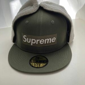 NEWERA ×supreme ボアキャップ