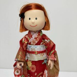 ★マドレーヌちゃんアウトフット★着物金襴帯・赤金彩花柄白帯★ハンドメイド人形着せ替え服★お雛祭りおひなまつり★