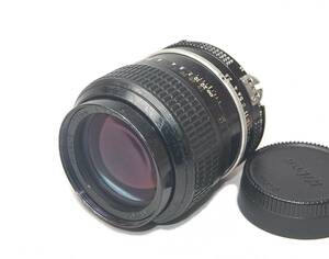 ◆素晴らしい発色の魔法レンズ!!◆Nikon ニコン Ai NIKKOR 105mm F2.5 中望遠 単焦点 MFレンズ Fマウント★激レア!! 生産数激少!!★