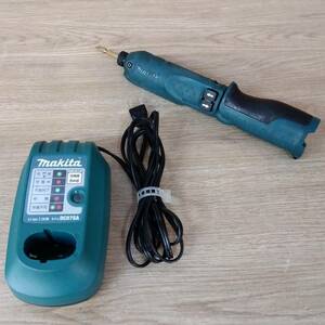 マキタ ペンインパクトドライバ TD020D DIY makita メンテナンス 工具 電動工具 tkd02004558