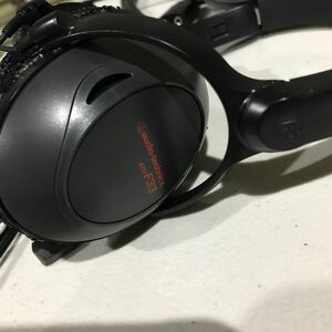 audio-technica ATH-F33ヘッドフォン 2ヶセット 分岐用ケーブルアダプタ付き