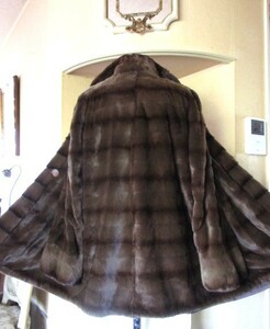 シェアードミンク毛皮＆シルク１００％リバーシブルコート／大きめサイズ