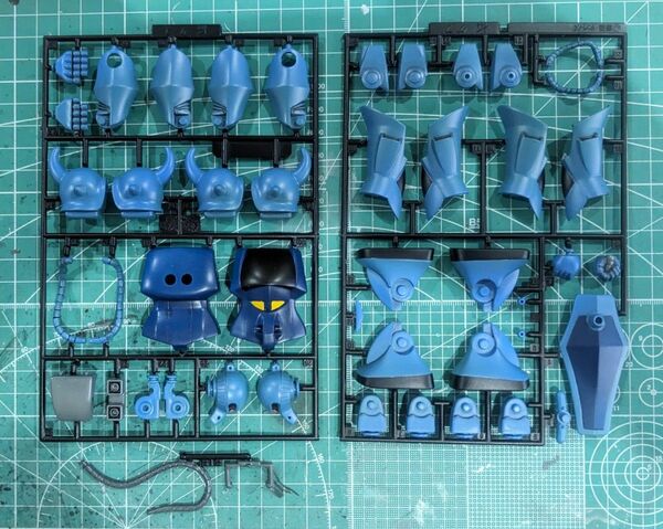 ガンプラ　旧キット　改良強化新型グフ　未組立　塗装済