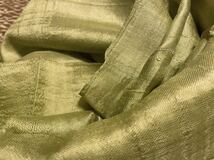 34 タイシルク スカーフ ストール 未使用品 新品　黄緑色系 テーブルクロス タペストリー 手織りスカーフ　アジアンスカーフ 雑貨 柄_画像5