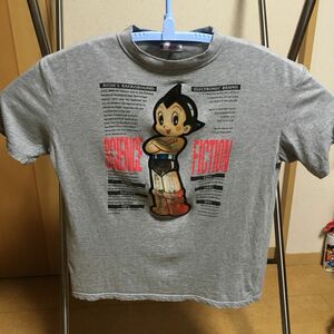 【レアTシャツ】鉄腕アトム　ホログラム仕様　フリーサイズ　日本製　綿100%