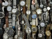 腕時計 大量 220本 個 点 セット まとめて 約9.2kg 時計 SEIKO CITIZEN DIESEL ELGIN Pierre Cardin MARIO VALENTINO 等 ジャンク F88_画像10