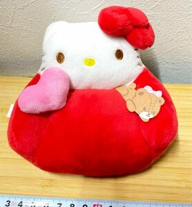 キティちゃん　ハローキティ　Hello Kitty ソファ　タイニーチャム　ぬいぐるみソファ　ぬいぐるみ椅子