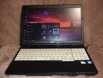 ◆9 富士通 LIFEBOOK A561/DC Windos10 Pro 64Bit HDD160GB Nicrosoft Office 2010 インストール済み 　ジャンク_画像2